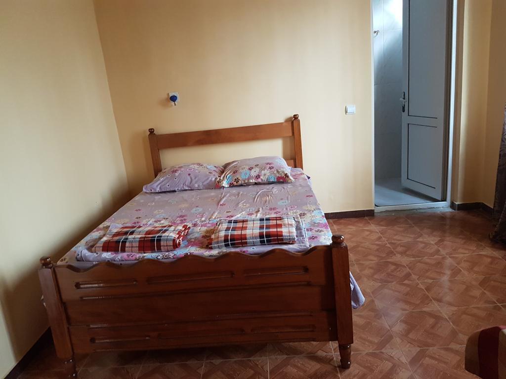 מחינג'אורי Talo'S Guest House מראה חיצוני תמונה