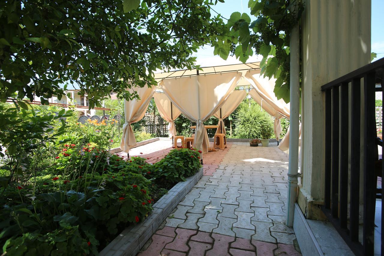 מחינג'אורי Talo'S Guest House מראה חיצוני תמונה