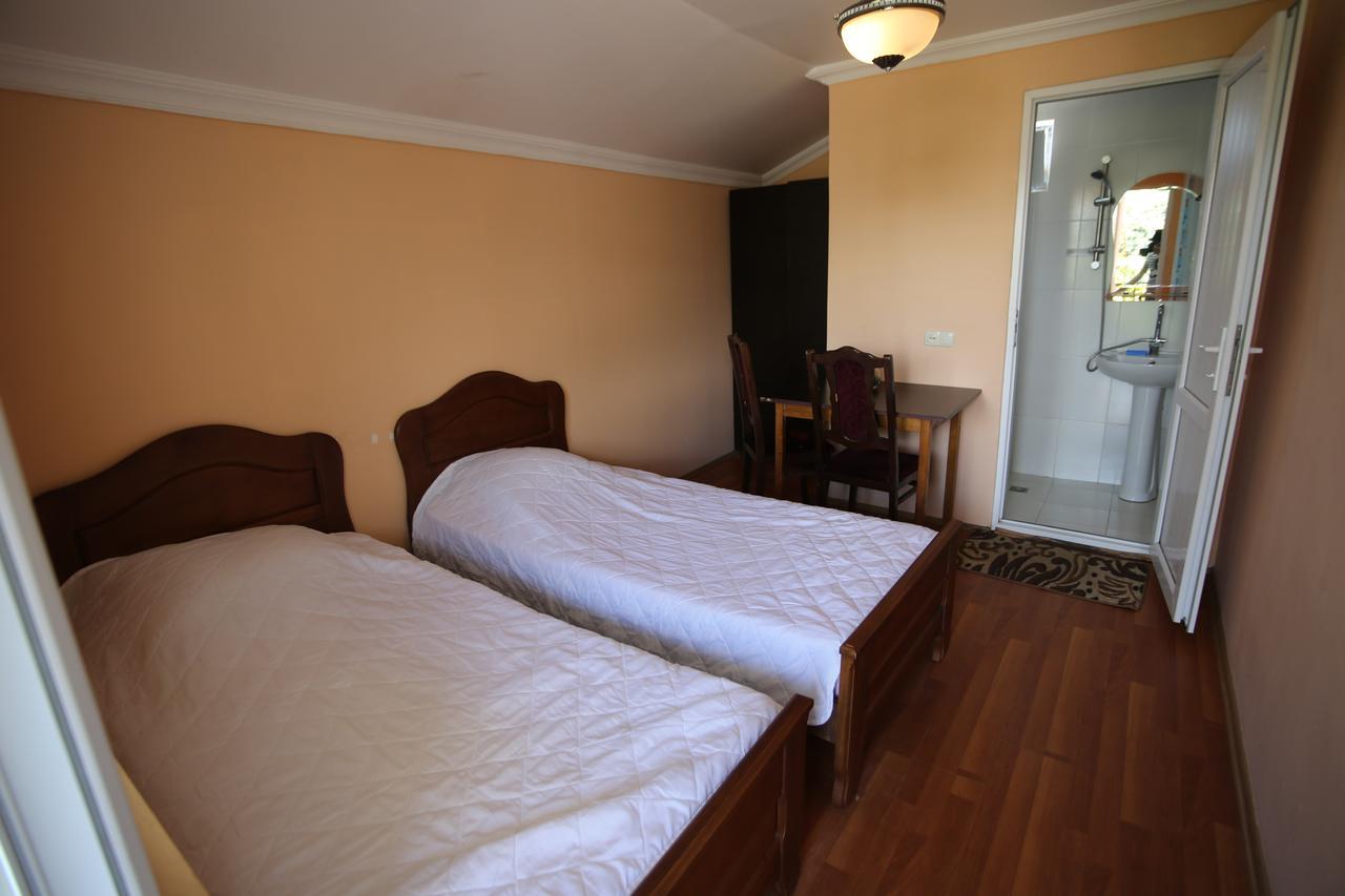 מחינג'אורי Talo'S Guest House מראה חיצוני תמונה