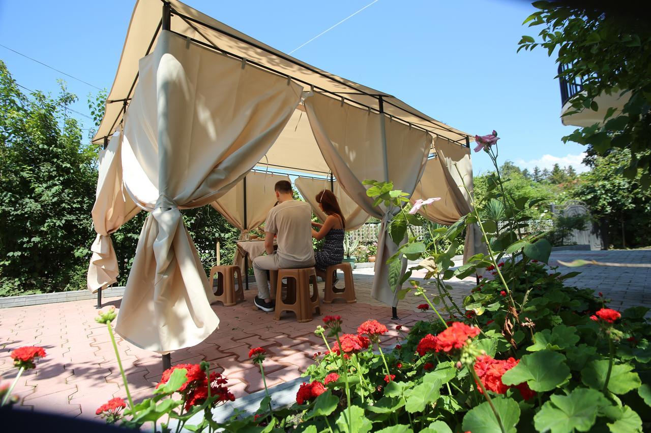 מחינג'אורי Talo'S Guest House מראה חיצוני תמונה